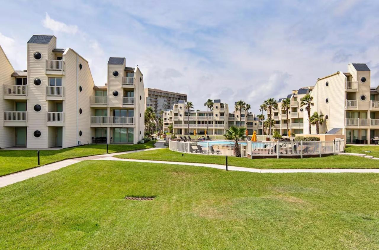 Apartament Ocean Breeze Retreat 2Bed 2Bath, Heated Pool! South Padre Island Zewnętrze zdjęcie